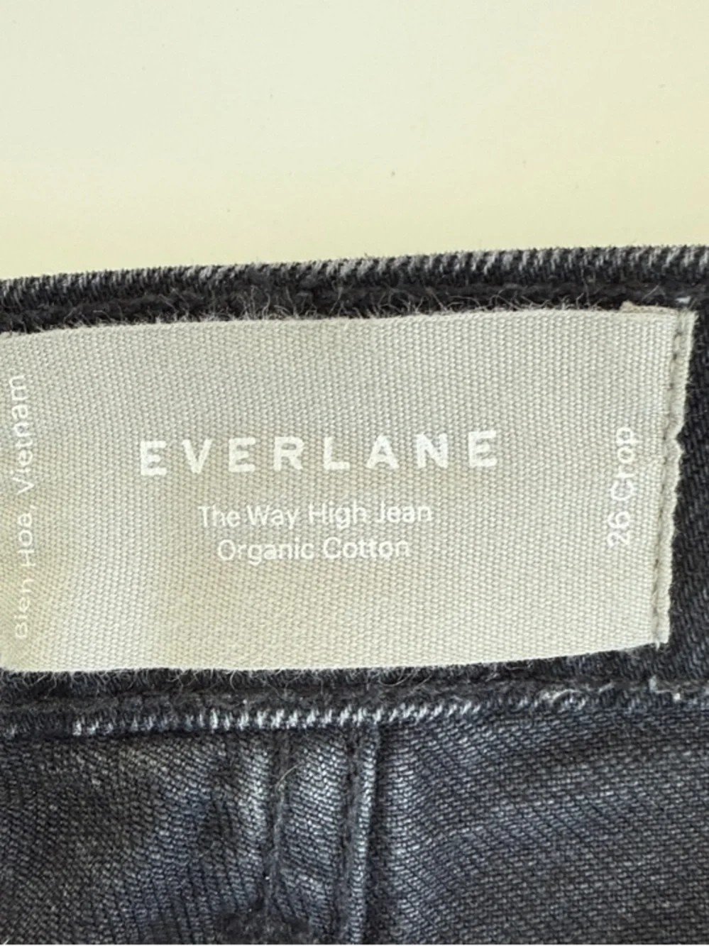 Everlane The Way High Jean Size 26 Crop black Denim Raw Hem-worn only once! - Picture 4 of 11